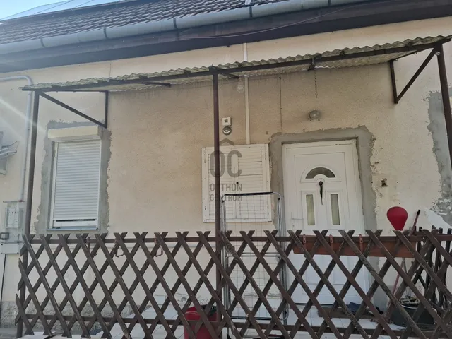 Eladó ház Üllő 84 nm