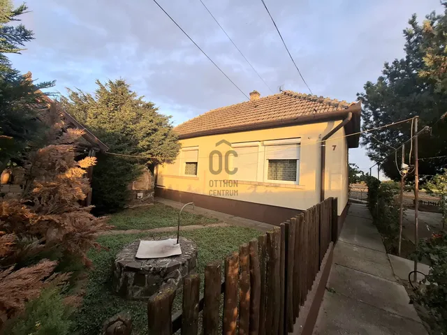 Eladó ház Törtel 67 nm