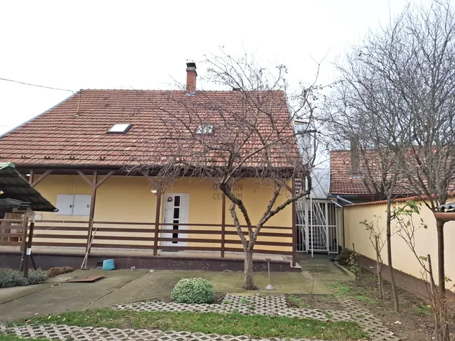 Eladó lakás Üllő 81 nm