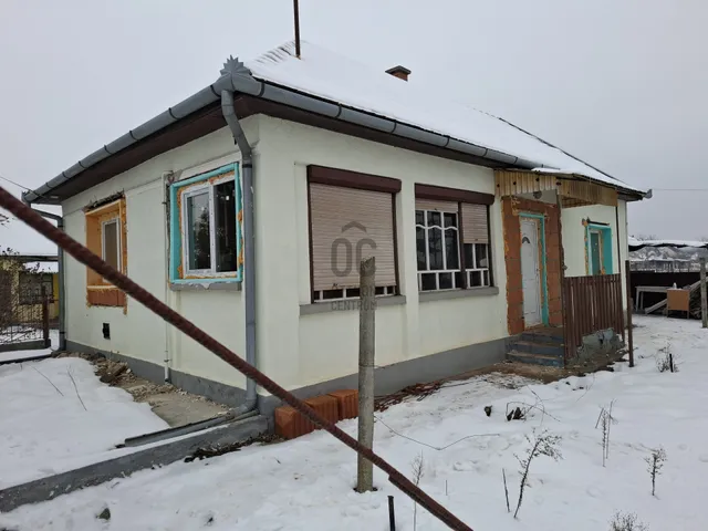 Eladó ház Tápiószentmárton 74 nm