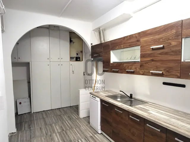 Eladó lakás Budapest XV. kerület, Újpalota 35 nm