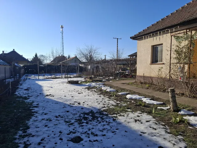 Eladó ház Újszilvás 88 nm