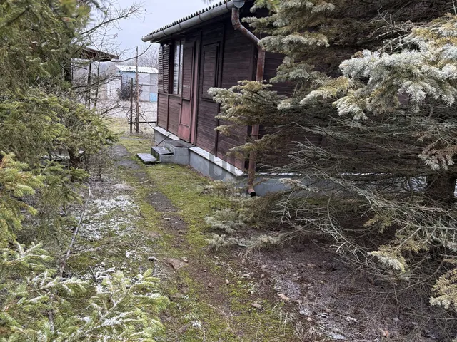 Eladó üdülő és hétvégi ház Tápiószentmárton 27 nm