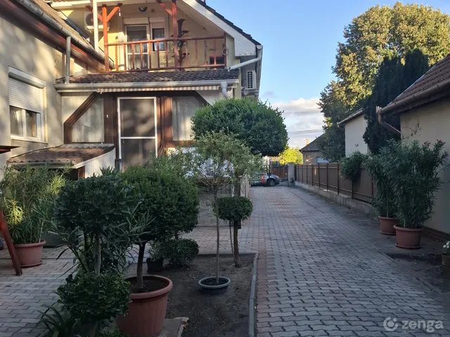 Eladó ház Albertirsa 275 nm