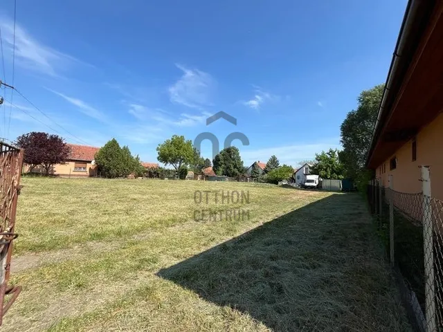 Eladó telek Albertirsa 1351 nm