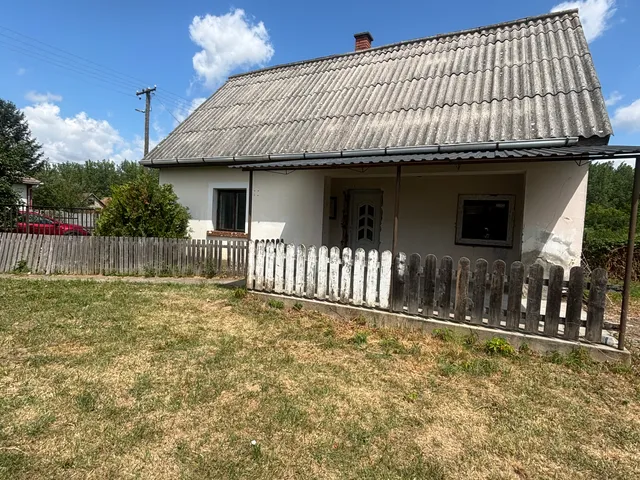 Eladó ház Tiszadada 60 nm