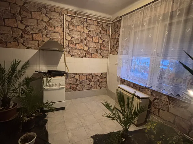 Eladó lakás Tiszavasvári 63 nm