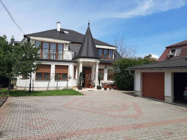 Eladó ház Budapest III. kerület, Remetehegy 386 nm