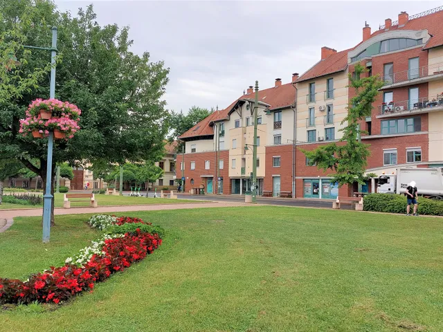 Eladó lakás Szeged, Belváros 77 nm