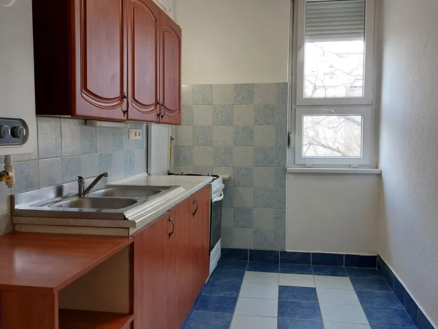 Kiadó lakás Szolnok 48 nm