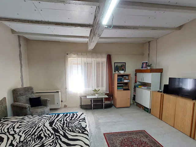 Eladó ház Fegyvernek 70 nm