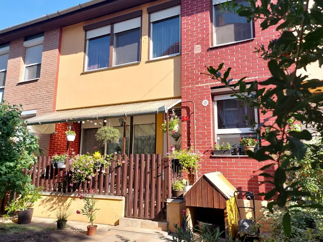 Eladó ház Szolnok, Belváros 141 nm