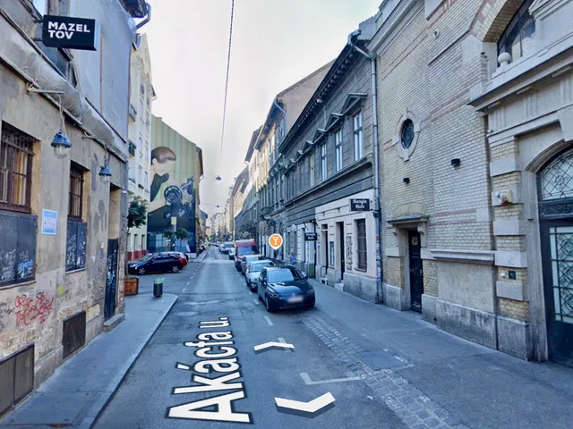 Eladó kereskedelmi és ipari ingatlan Budapest VII. kerület, Belső-Erzsébetváros 35 nm