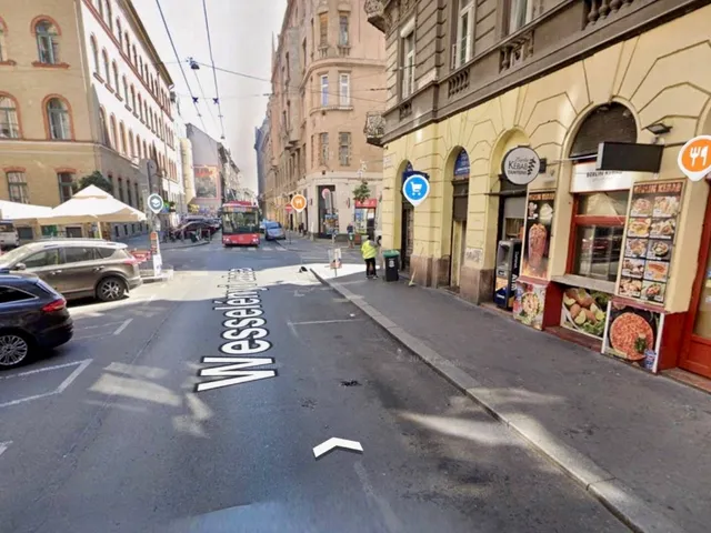 Kiadó kereskedelmi és ipari ingatlan Budapest VII. kerület, Belső-Erzsébetváros 40 nm