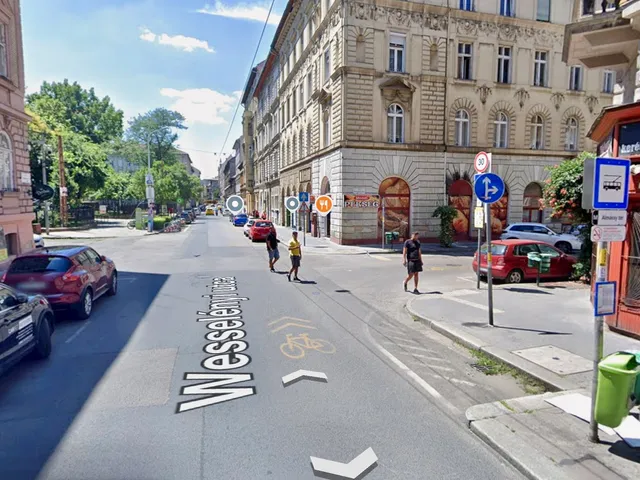 Kiadó kereskedelmi és ipari ingatlan Budapest VII. kerület, Külső-Erzsébetváros 90 nm