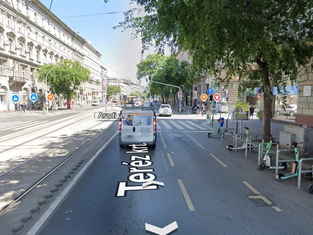 Kiadó kereskedelmi és ipari ingatlan Budapest VI. kerület, Nagykörúton belüli terület 250 nm