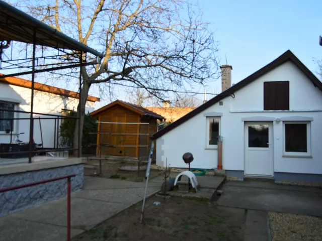 Eladó ház Üllő 131 nm