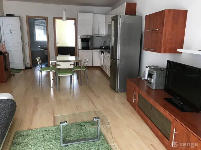 Eladó lakás Pécs, Egyetemváros 65 nm