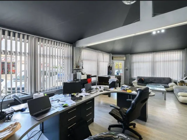 Eladó kereskedelmi és ipari ingatlan Budapest XV. kerület, Rákospalota 593 nm