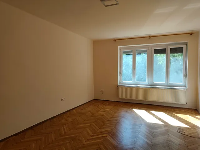 Eladó lakás Sopron, Alsólövérek 92 nm