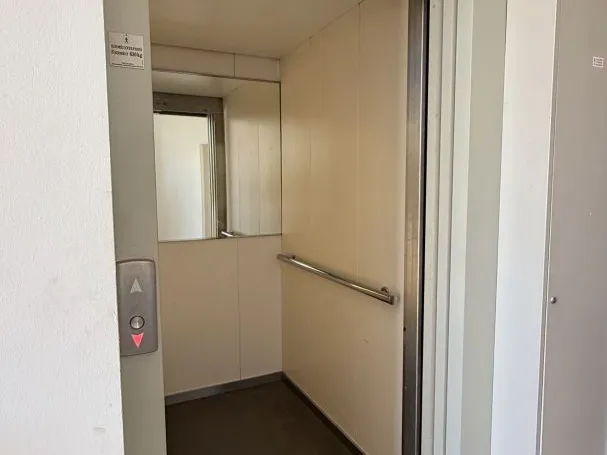 Kiadó garázs Debrecen, Egyetemváros 13 nm