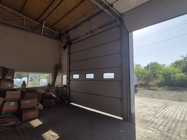 Kiadó kereskedelmi és ipari ingatlan Debrecen, Nyugati Ipari Park 80 nm