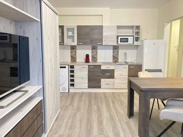 Kiadó lakás Debrecen, Wesselényi-lakótelep 36 nm
