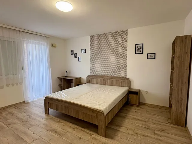 Kiadó lakás Debrecen, Nagyerdő 81 nm