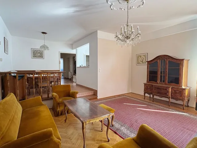 Kiadó ház Debrecen, Nagyerdőalja 102 nm