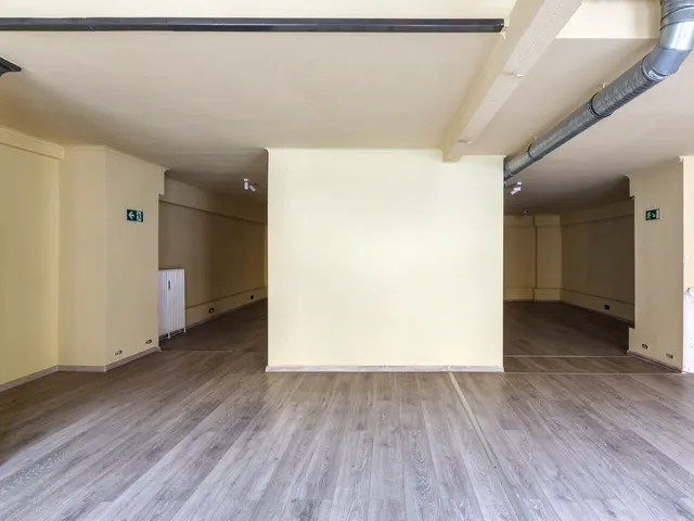 Kiadó kereskedelmi és ipari ingatlan Debrecen, Belváros 212 nm