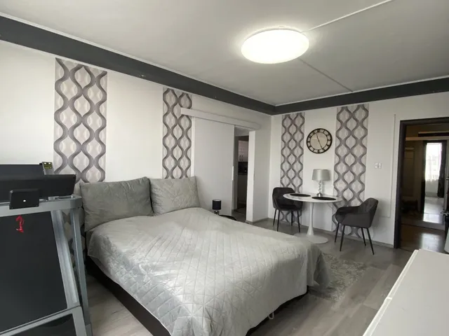 Eladó lakás Debrecen, Vénkert 71 nm