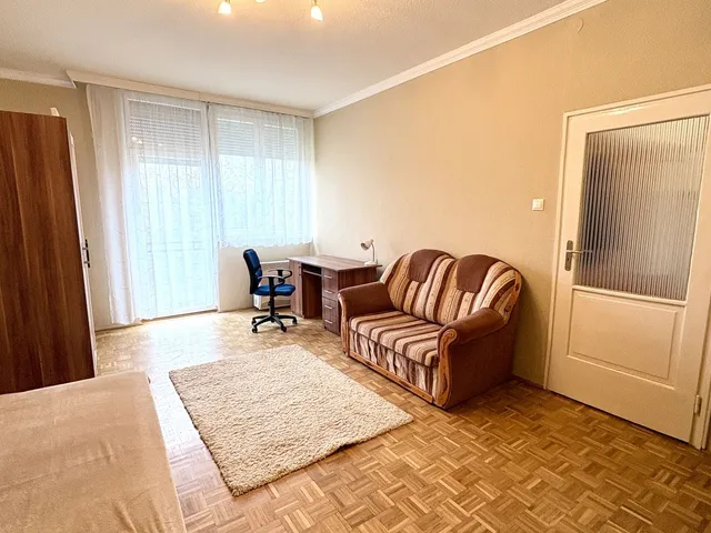 Kiadó lakás Debrecen, Nagyerdő 51 nm
