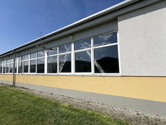 Kiadó kereskedelmi és ipari ingatlan Debrecen 60 nm