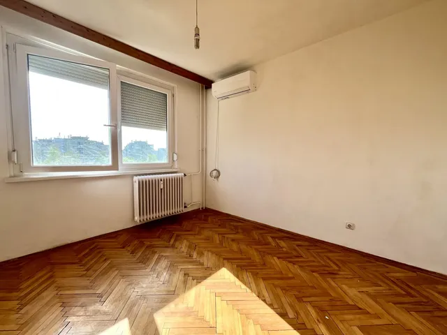 Eladó lakás Debrecen, Vénkert 71 nm