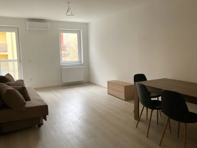 Kiadó lakás Debrecen, Ispotály 64 nm