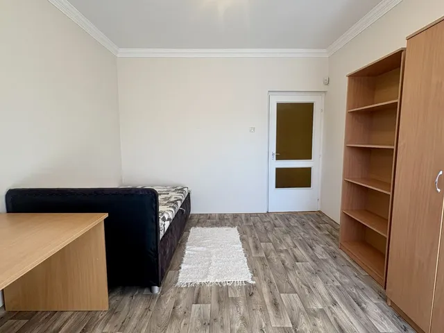 Kiadó lakás Debrecen, Epreskert 70 nm