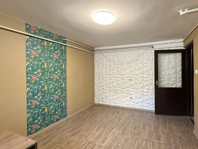 Kiadó kereskedelmi és ipari ingatlan Debrecen, Libakert 35 nm