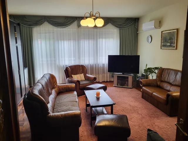 Eladó ház Debrecen, Nagyerdőalja 160 nm