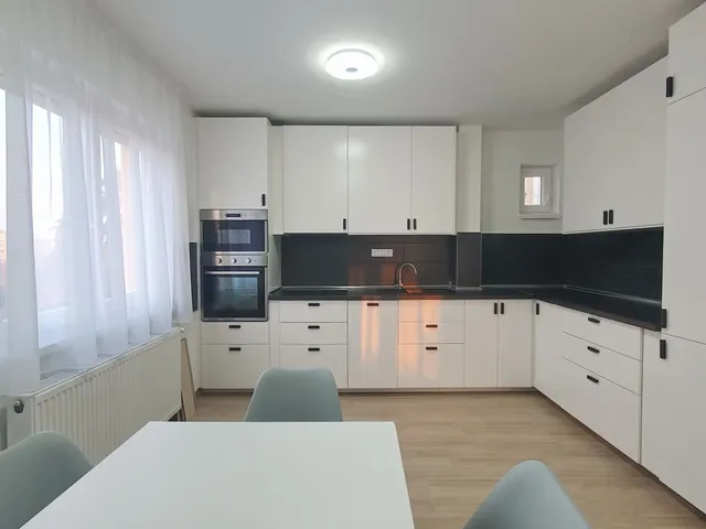 Kiadó lakás Debrecen, Sestakert 66 nm