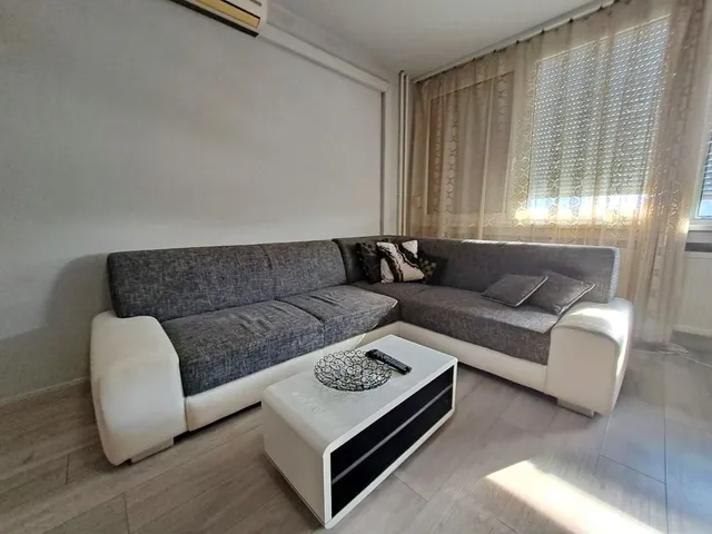 Kiadó lakás Debrecen, Belváros 71 nm