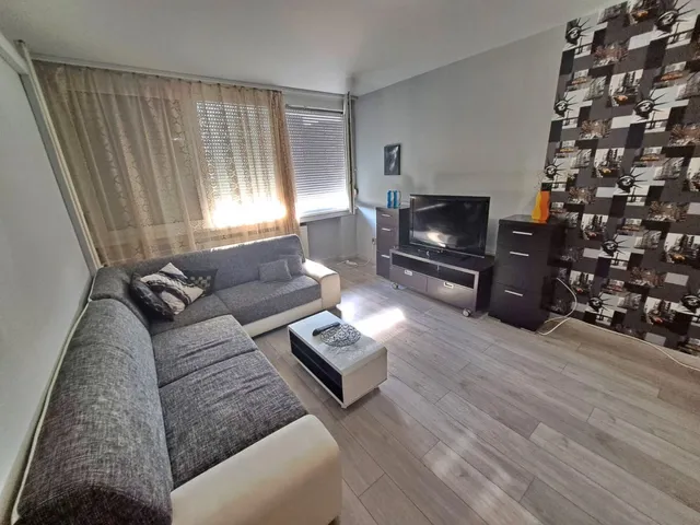Kiadó lakás Debrecen, Belváros 71 nm