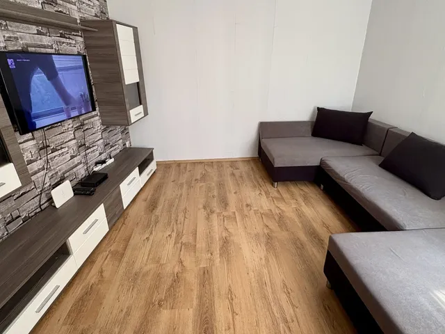 Kiadó ház Debrecen, Belváros 45 nm