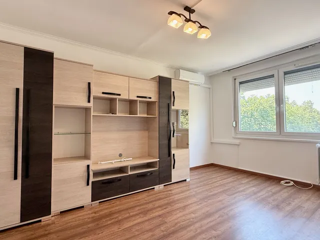 Kiadó lakás Debrecen, Vénkert 35 nm