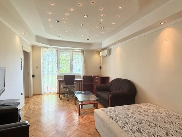 Kiadó lakás Debrecen, Nagyerdő 56 nm