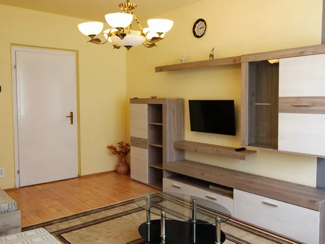 Kiadó lakás Debrecen, Újkert 15 nm