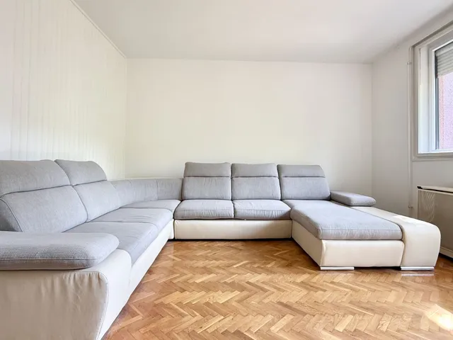 Kiadó lakás Debrecen, Nagyerdő 52 nm