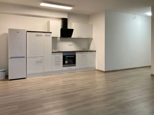 Kiadó ház Debrecen, Nyulas 147 nm