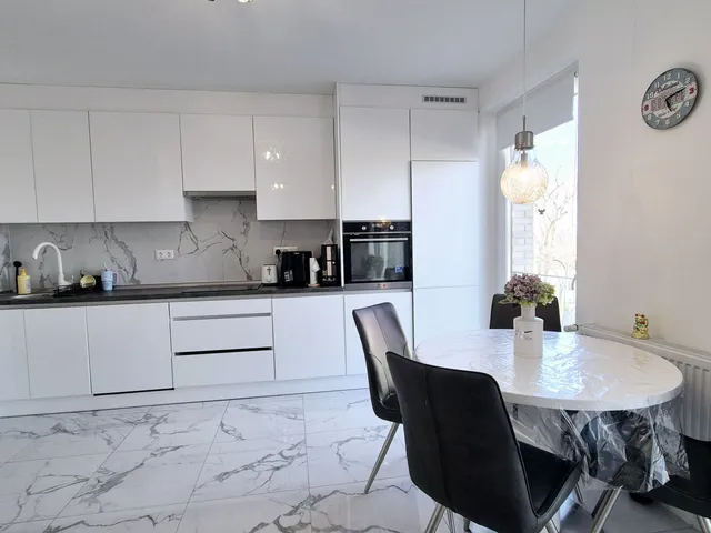 Kiadó lakás Debrecen, Belváros 85 nm