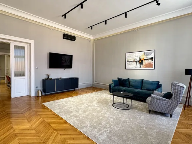 Kiadó lakás Debrecen, Belváros 128 nm
