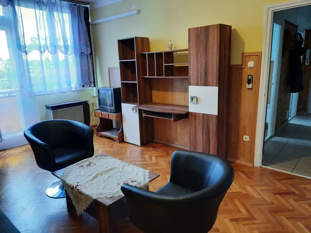 Kiadó lakás Debrecen, Nagyerdőalja 46 nm